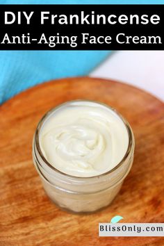 This DIY Frankincense Anti-Aging Face Cream provides complete nourishment to your dry, flaky and aging skin. It moisturizes, and tightens skin, reduces wrinkles, scars, dark spots, age spots and nourishes skin to give you soft, smooth, firm, and glowing skin. It is made with some of the best natural ingredients like shea butter, frankincense essential oil. Read on to get the full recipe. Frankincense Anti Aging, Acne Prone Skin Care, Lotion For Oily Skin, Homemade Face Cream, Tips For Oily Skin, Aging Face, Skin Care Wrinkles, Baking Soda Shampoo, Anti Aging Face Cream