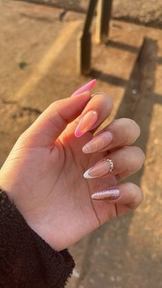 Nail Photos, Xmas Nails, Nail Decorations, Stiletto Nails, Holiday Nails, Nude Nails, Almond Nails, White Nails, Simple Nails