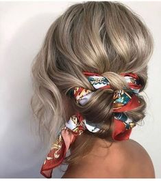 Boho Styl, Peinados Recogidos, Girl Beach, Pool Hairstyles, Beach Hairstyles, Braided Bun, Easy Hairstyles For Long Hair