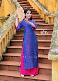 🌻Materia: Vải gấm tơ  Stretchy level: 3/10 This set includes: 1 ao dai top and 1 pants 🌻 The measurement of this ao dai (long dress) is in Vietnamese size (American size tends to be bigger for the same size). Please LOOK AT THE SIZE CHART CAREFULLY BEFORE ORDERING. There might have some chalk writings on the fabric due to making process. These marks can be washed away easily. 🌻🌻No returns or exchanges Buyer can contact seller about any issues with an order. 🌸 Follow us Facebook/aodaiemily www.aodaiemily.com 💜 Thank you very much!💜 Fitted Purple Kurta For Spring, Spring Fitted Purple Kurta, Traditional Blue Fitted Ao Dai, Traditional Fitted Blue Ao Dai, Blue Long Kurta For Spring, Festive Fitted Blue Ao Dai, Chalk Writing, Vietnam Dress, Level 3