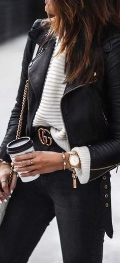 Gucci Fashion Show, Gucci Belt Outfit, Belt Outfit, Winter Mode Outfits, Style Désinvolte Chic, Walking Outfits, Style Casual Chic, Outfits Dressy, Gucci Fashion