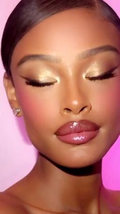 Rose Makeup Look Flower, Pink Blush Black Women, Barbie Makeup Black Women, Black Barbie Makeup Look, Pink Blush Makeup Looks, Girly Makeup Looks, Blush Lips, Hollywood Makeup