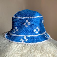 Express & Worldwide Shipping🚀 ✮ Blue and white flower crochet bucket hat was designed with the desire to create a funny, young and free street style. ❤️ ✮ Goes with any outfit and looks great whatever the season. ✮ Like my other products, this bucket hat is also carefully knitted. ✮ It is completely handmade and is 100% cotton. ✮ Excellent gift bucket hat for men and women. ✮ All orders are wrapped in tissue paper and neatly packaged in a beautiful box, making them perfectly suitable for gift g Blue Crochet Bucket Hat, White Flower Crochet, Crochet Trendy, Bucket Hat For Men, Crochet Mens Hat, Blue Bucket Hat, Mens Bucket Hats, Crochet Bucket, Crochet Bucket Hat