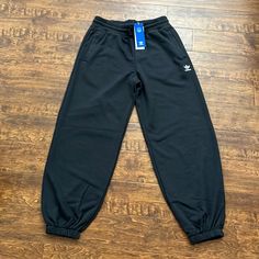 Adidas Woman’s Original Sweatpants Size - M Style - Hu1622 Color - Carbon *** Brand New New To Poshmark? Use Code @Iceskatingmom To Get $10 Off Your First Purchase!!! Adidas Casual Joggers With Pockets, Casual Adidas Sweatpants With Pockets, Adidas Relaxed Fit Bottoms For Streetwear, Adidas Casual Trousers, Casual Full Length Adidas Bottoms, Adidas Casual Full Length Bottoms, Adidas Full Length Athleisure Bottoms, Adidas Casual Tapered Leg Pants, Adidas Casual Wide Leg Sweatpants