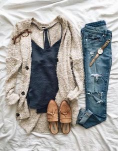 Sweater Jeans, Clothes Reference, Loafers Outfit, Mode Tips, Best Casual Outfits, Clothes And Shoes, Womens Clothes, Party Outfits, Fashion Fall