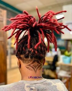 #LEXXBROWN UNDERCUT freestyle _______________________ #barbershopconnect #thebarberpost #barbersinctv #bahamasbarber #barber #bahamas #barbers #barberlife #barbershop #hair #haircut #nassau #jamaica #242 #876 #360barber #barbergang #islandlife #fade #Caribbeanbarbers #luxury @albanybahamas @fsoceanclub @bahamarresorts @slsbahamar @skybarbahamar @rosewoodbahamar @atlantisbahamas Undercut Loc Styles, Loc Styles With Undercut, Over 40 Bob Hairstyles, French Braid Black Hair, Black Woman Natural Hairstyles, Box Braids Updo Hairstyles, Locs With Shaved Sides, Braid Black Hair, Natural Hairstyles Braids