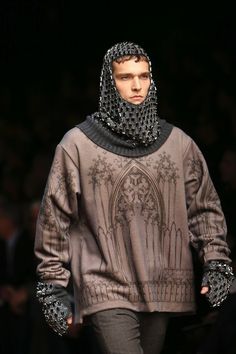 Knight Fashion Men, Knight Fashion, Dolce Gabbana Men, Trendy Winter Fashion, Urban Dresses, Fashion Winter, Fashion Quotes, Mens Fashion Trends