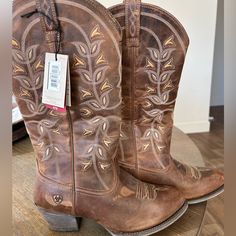 New With Tags! Rustic Almond Toe Boots, Ariat Boots, Ariat Shoes, Moto Boots, Women Shoes, Tags, Boots, Women Shopping, Color