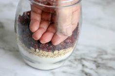 DIY Gift in a Jar: White Chocolate Cranberry Walnut Cookies Cranberry Walnut Cookies, Cookie Mix Jar, Cranberry Cookie, White Chocolate Macadamia Cookies, Gift In A Jar, Diy Gifts In A Jar, White Chocolate Cranberry Cookies, Macadamia Cookies, Homemade Holiday Gifts