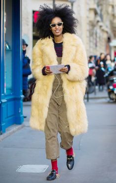 See 10 street style–approved ways to wear overalls in the fall and winter, and shop the best pairs to layer with this season. Overalls In Winter, Overalls Fall Outfits, Julia Sarr Jamois, Overalls Fall, Fall Outfits Street Styles, Style Fall Outfits, Green Overalls, Fashion Rules