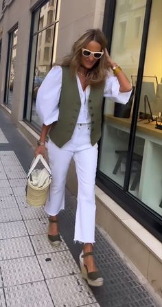 Outfits 2024 Women, Khaki Vest Outfit, Waistcoat Outfits, Outfits For Women Over 50, 20 Outfits