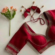 Red Blouses For Women, Best Blouse Designs Back, Red Sari Blouse Designs, Red Blouse Ideas, Blouse Designs Brides Wedding, Bridal Blouses Designs, Sari Blouse Designs Ideas, Wedding Saree Blouse Designs Bridal Collection, Fancy Blouses Designs