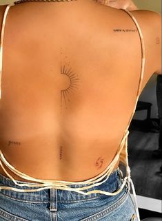 Tattoo Sonne, Inspiration Tattoos, Spine Tattoos For Women, Sun Tattoos, Classy Tattoos, Back Tattoo Women