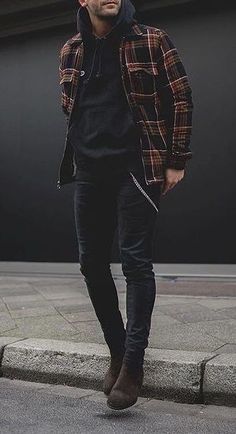 Mens Clothing Styles Formal, Man Street Style, Denim Pullover, Vans Converse, Denim Shirt With Jeans