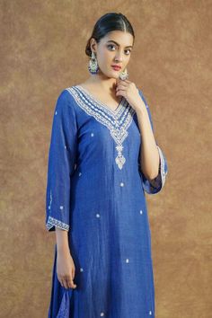 Royal blue kurta with mirror and resham embroidery. Comes with palazzo and a fawn dupatta. - Aza Fashions V Neck Kurta, Kurta Palazzo Set, Resham Embroidery, Blue Kurta, Palazzo Set, Color Textures, Set For Women, Natural Linen, Aza Fashion