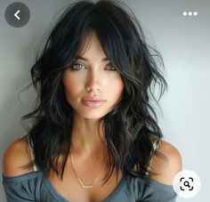 Choppy Ends Haircut Medium, Dark Hair Haircut, Rambut Brunette, Layered Hair With Bangs, Long Dark Hair, Bob Haircuts For Women, Penteado Cabelo Curto, Hair Color And Cut, Long Layered Hair