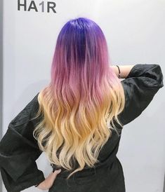 27 Surprisingly Trendy Yellow Hair Color Ideas in 2023 Fox Hair Dye, Red Blonde, Yellow Blonde, Bleach Blonde Hair