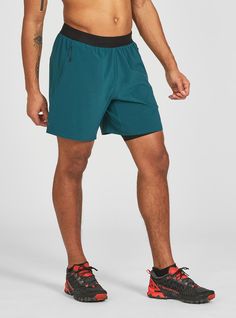 Top Description Made for all-day adventures - the Traverse Short combines the comfort of our best-selling AFO fabric with the go-anywhere versatility of a 2-in-1, plus zippered hand pockets and a soft elastic waistband for comfort.Read more Sizing Relaxed athletic fit, Size Chart Malik is 5'10" // he wears size MWilliam 6'1" and Fotis 6'0" // they wear size M New, softer waistband Cards features Running long or running errandsZippered hand pockets carry phone, wallet, and other essentials Next-level coverageCompressive boxer-brief liner keeps you covered and supported for any effort Keep it separatedTwo bounce-free powermesh pockets on compression liner stow a phone and nutrition comfortably Ultimate comfortSoft waistband and compression short liner provide secure, comfortable fit that's n Green Outdoor Activewear With Side Pockets, Versatile Activewear For Travel With Side Pockets, Functional Activewear With Relaxed Fit And Functional Pockets, Functional Activewear With Relaxed Fit And Pockets, Versatile Activewear With Side Pockets For Travel, Travel Activewear With Elastic Waistband And 4-way Stretch, Functional Outdoor Activewear With Elastic Waistband, Activewear With Elastic Waistband And 4-way Stretch For Travel, Functional Midweight Activewear For Travel