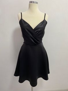 Lined satin dress Skirt length 50 cm Handmade evening dress with a V-neckline and draping on the chest If you got further questions, do not hesitate to contact me:) Black Silk Hoco Dress, Graduation Dress Black, Black Dress Knee Length, Black Party Dresses Short, Black Knee Length Dress, Hoco Dress, Dress Graduation, Evening Dresses Cocktail, Dress Inspo