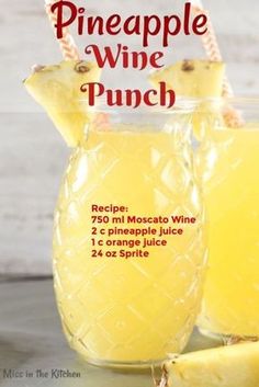 Wine Punch Recipes, Pineapple Wine, Wine Punch, Christmas Punch Recipes, Mixed Drinks Alcohol, Liquor Drinks