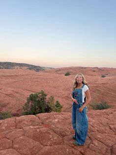 #utah Utah National Parks Outfits, Utah In The Fall, Fall Utah Outfits, Utah Mountains Aesthetic, Granola Style Outfits Winter, Utah Style Outfits, Utah Aesthetic Outfits, Utah Girl Fits, Utah Fit Check