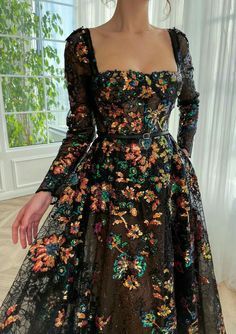 Teuta Matoshi Dresses, Long Sleeve Black Gown, Fashion Outfits For School, Red Peplum Dresses, Floral Ball Gown, Teuta Matoshi, Sparkly Gown, Outfits For School, Moroccan Fashion