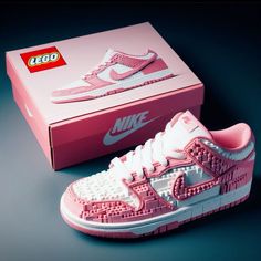 Best Lego Sets, Lego Kits, Pretty Sneakers, Preppy Shoes, Lego Craft, Lego Creative, All Nike Shoes, Lego Room, Cool Lego Creations