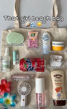 Beach Nessesities List, Beach Day Bag Essentials, Stuff To Bring To The Beach, Cruise Bag Ideas, Family Beach Day Essentials, What To Pack In A Beach Bag, Stuff To Pack For Vacation, Hawaii Trip Essentials, Hawaii Must Haves