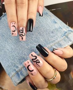 80  Stunning Black Nail Designs to Try This Season Gold Coffin Nails, Long Black Nails, French Tip Manicure, Birthday Nail Designs, Silver Nail Designs, Lace Nail Art, Black Coffin Nails, Gold Nail Designs, Matte Black Nails