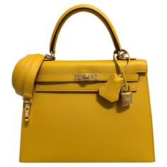 Hermes Kelly 25, Vacay Outfits, Hermes Handbags, Jane Birkin, Grace Kelly, Chanel Handbags, Luxury Handbags, Luxury Items, Bags Designer Fashion