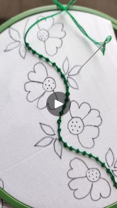 a video demonstrating how to sew with the help of an appliquer