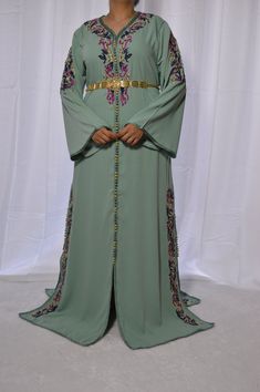 pale green caftan worked with hand embroidery and handmade beading embroidery tarz rbati pink color foshina navy blue gold very pretty for parties and chic occasions Vert Pale, Beading Embroidery, Moroccan Kaftan, Arab Fashion, Pale Green, Dress Clothes For Women, Blue Gold, Bleu Marine, Pink Color