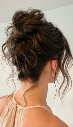 Wedding Hair Trends, Wedding Guest Hairstyles, Makijaż Smokey Eye, Messy Bun Hairstyles, Bridal Hair And Makeup