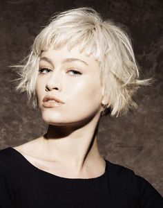 . Super Short Bobs, Trendy We Fryzurach, Short Bobs With Bangs, Rope Pattern, Bob Hairstyles With Bangs, Short Blonde Haircuts, Bob Haircut With Bangs, Choppy Hair