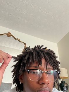 Afro Dreads Men, Short Freeform Locs Men, Locs Glasses Men, Black Alt Hairstyles Men, Dark Brown Locs Men, Black Male Locs, Afro Dreads, Freeform Locs Black Man