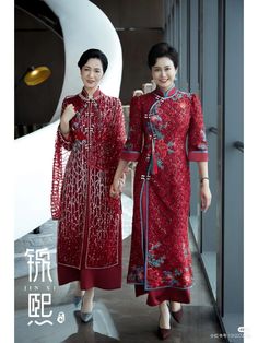 Sangjit Dress Modern, Cheongsam Sangjit, Cheongsam Modern Dress, Chinese Dresses Pattern, Sangjit Dress, Shanghai Dress, Cheongsam Modern