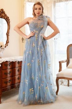 Fairytale Dress Plus Size, Plus Size Prom Dress, Ruffle Prom Dress, Light Blue Prom Dress, Bridesmaid Dresses Boho, Lovely Partner, Girls Dress Shop, Yellow Bridesmaid Dresses, Dress With Embroidery