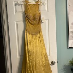 Silk Gown With Sheer Midriff And Sheer Locut Back With Bugle Beads. Cups In Bra Area. It’s A 6 But Runs Small. More Like A 4! Sheer Gown, Silk Gown, Gold Silk, Bugle Beads, Gorgeous Dresses, A 4, Prom Dresses, Prom, Size 6