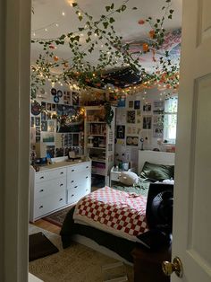 Korean Maximalist Room, Shared Room Inspo Aesthetic, Black Daybed Room Ideas, Where To Get Room Decor, Two Window Bedroom Ideas, Hallway Room Ideas, Small Attic Bedroom Ideas Slanted Walls, Small Room Idea, Teen Apartment