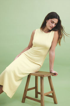 Twist Detail Midi Dress Yellow Stretch Midi Dress, Yellow Midi Dress, Stretchy Material, Yellow Dress, Twist, Off White, Midi Dress, Yellow