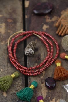 Statement Jewelry Necklace, Leather Jewelry Diy, African Trade Beads, African Beads, Handmade Jewelry Diy, Trade Beads, Holiday Jewelry, Tube Beads, Brick Red