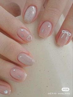 Pink Gel Nails Korean, Short Chinese Nails, Chinese Nails Short, Short Korean Nail Designs, Balletcore Nails, Xiaohongshu Nails, Chinese Nails