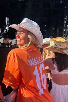 Looking for a simple, yet cute and aesthetic outfit for a Morgan Wallen concert? Click here for some stylish inspiration that will have you standing out in the crowd! Morgan Wallen Concert Outfit Brown Boots, Morgan Wallen Apparel, Wasted On You Morgan Wallen Shirt