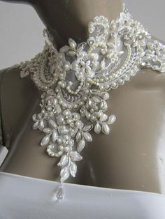 Lace Bridal Necklace Ivory Lace Statement Necklace pearl and crystal stone lace necklace Please get in touch for more information. Thank you so much for choosing my store. It is very importent to let my customers happy, so dont hesitate to contact me for your questions. Standart shipping I ship from Turkey , General delivery durations are USA : 12 /20 days Canada : 10/20days Australia: 15/25 days Statement Necklace Wedding, Bridal Statement Necklace, Wedding Anklets, Shoulder Jewelry, Pearl Bridal Headband, Shoulder Necklace, Wedding Dresses With Straps, Lace Necklace, Pearl And Lace