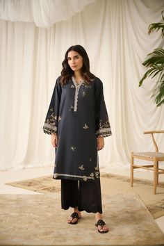 Dhanak DC-0513 Black Digital Printed Kurta Monochrome Collection Black Digital Print Workwear Sets, Traditional Sets With Digital Print For Workwear, Traditional Digital Print Sets For Workwear, Traditional Digital Print Sets For Work, Black Sets For Work Wear And Eid, Elegant Black Kurta With Printed Motifs, Black Kurta For Workwear And Eid, Traditional Black Workwear Sets, Traditional Black Sets For Workwear