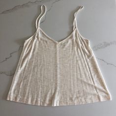 Madewell Soft Cotton Crop Tank With Adjustable Straps! Never Worn! In Excellent Condition! Trendy Cream Tank Top For Summer, Casual Camisole For Day Out, Cream Tank Top For Everyday Summer Wear, Everyday Cream Tank Top For Summer, Summer V-neck Tops For Everyday, Everyday Summer V-neck Tops, Everyday Summer V-neck Tank Top, Casual Cream Tank Top For Everyday, Summer V-neck Tank Top