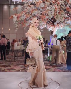 Kebaya Outfit, Selamat Berbuka Puasa, Hijab Party, Fashion Muslimah, Dress Muslimah