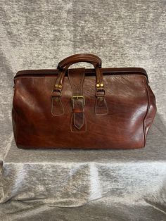 Large Leather Duffle Bag. Great condition. Leather Duffle Bag, Leather Duffle, Travel Duffel, Duffel Bags, Duffel Bag, Travel Luggage, Duffle Bag, Accessory Gift, Bathing Beauties