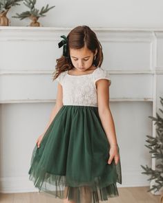 Aria Dress (green) – INDIE BLUE Green Christmas Outfit, Santa Minis, Green Tulle Dress, Wedding Kids Outfit, Aria Dress, Trendy Christmas Outfits, Dark Green Dress, Green Tulle, Girls Christmas Outfits