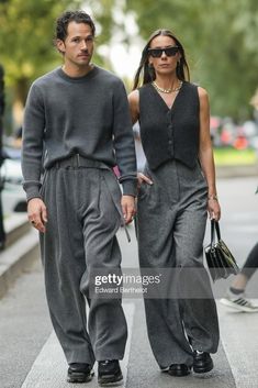 Golden Globes Red Carpet, Outfit Primavera, Stylish Couple, Sanya, Quiet Luxury, Fashion Couple, Couple Outfits